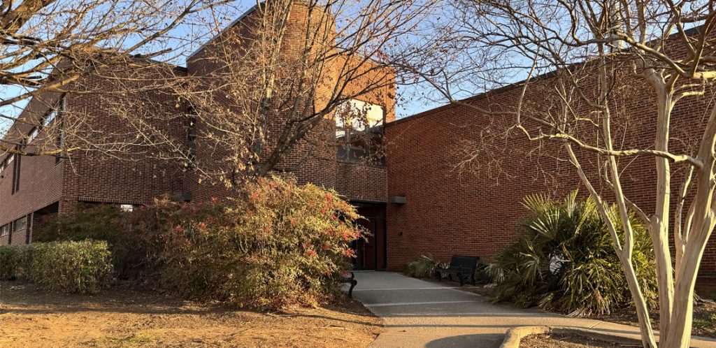 picture of Biosystems engineering and environmental sciences building