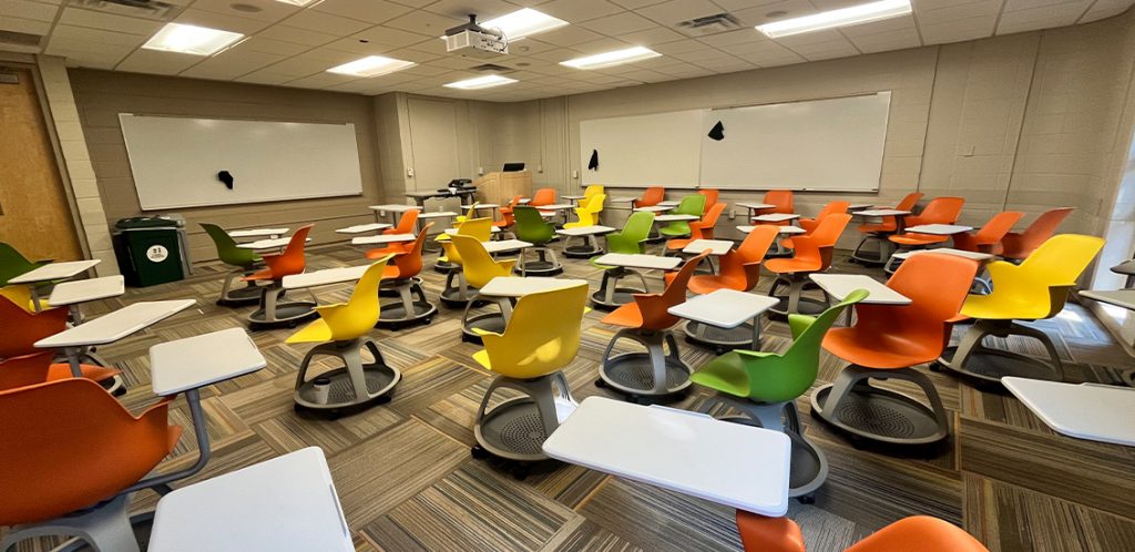 Picture of HSS 111 classroom