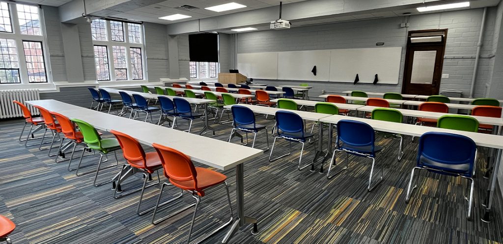 picture of NEB 400 classroom